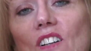 Drinking Cum With This Mature Lady