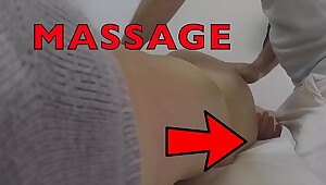 Massage versteckte Kamera zeichnet fette Frau, wither away Masseurs Schwanz tastet